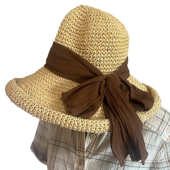 Scala Collezione Paper Hat with Brown Bow - Picture 1 of 5